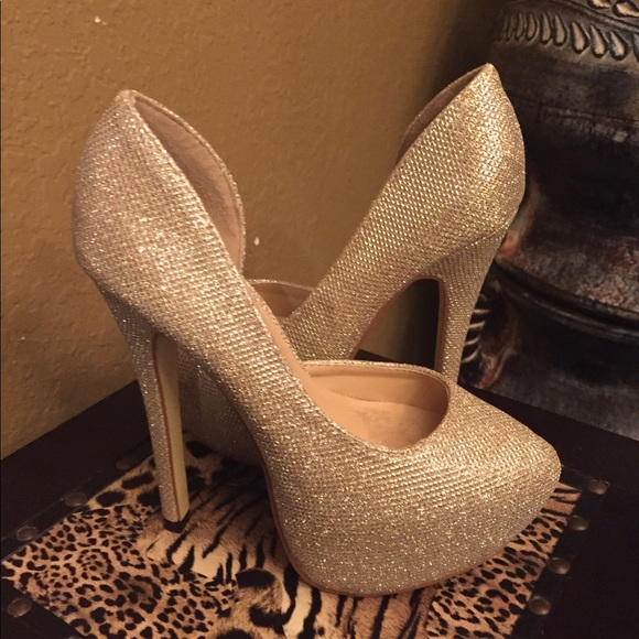 High Heels 👠 - Picture 4 of 8